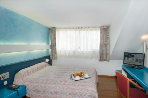 Hotel Urbain V Mende Zewnętrze zdjęcie