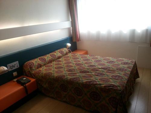 Hotel Urbain V Mende Zewnętrze zdjęcie