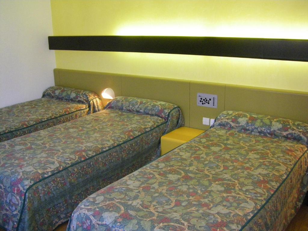Hotel Urbain V Mende Pokój zdjęcie