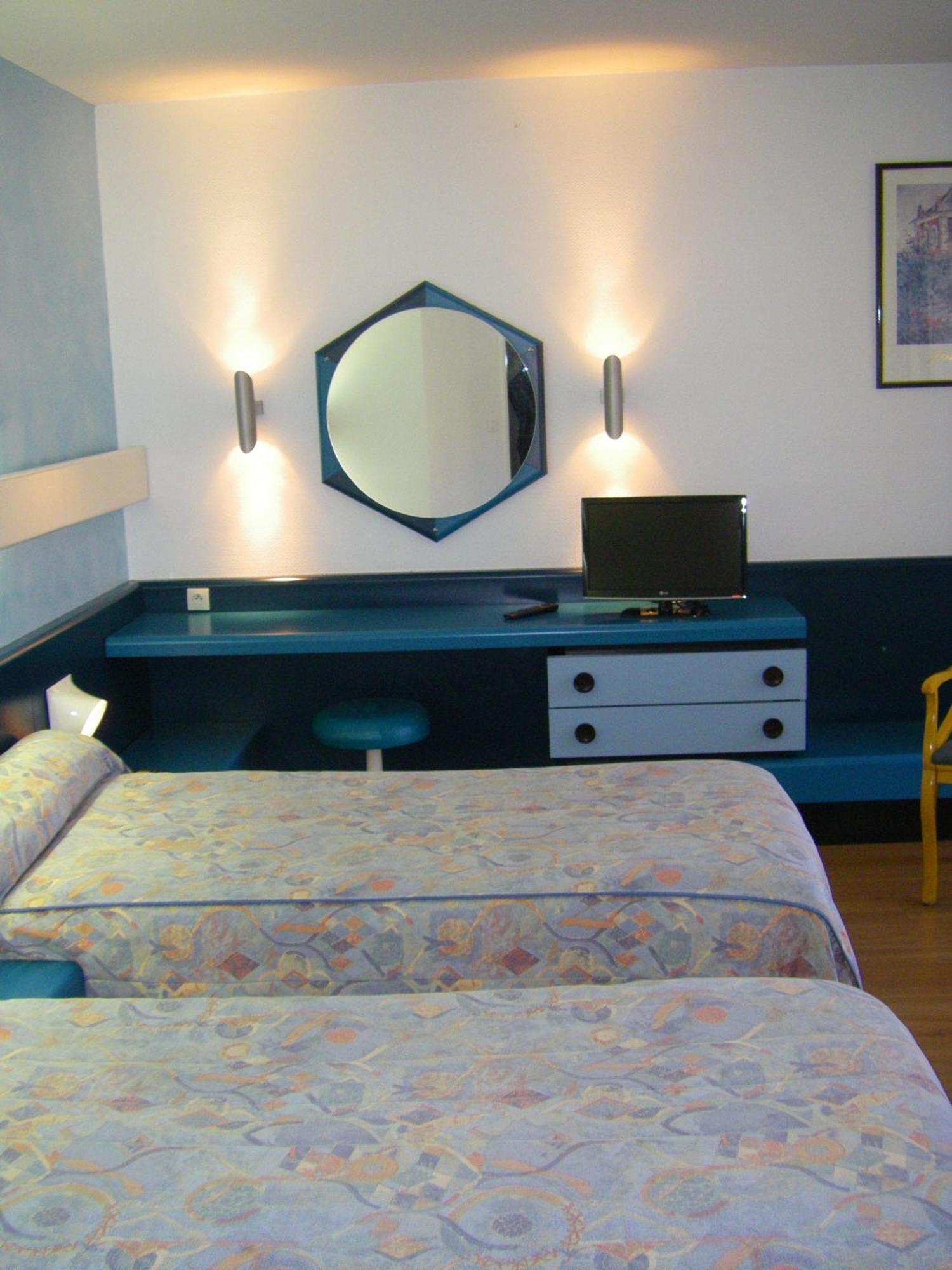 Hotel Urbain V Mende Zewnętrze zdjęcie